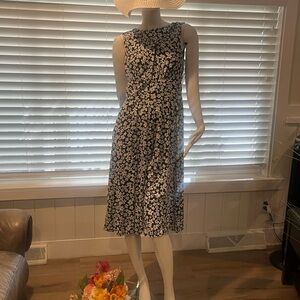 London Times Black and White Floral Midi Dress
